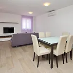 Apartman By The Sea Baska, Krk - 18845 Baska (Krk)