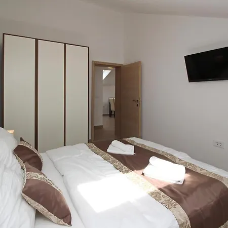 Appartamento By The Sea Baska, Krk - 18845 Baška